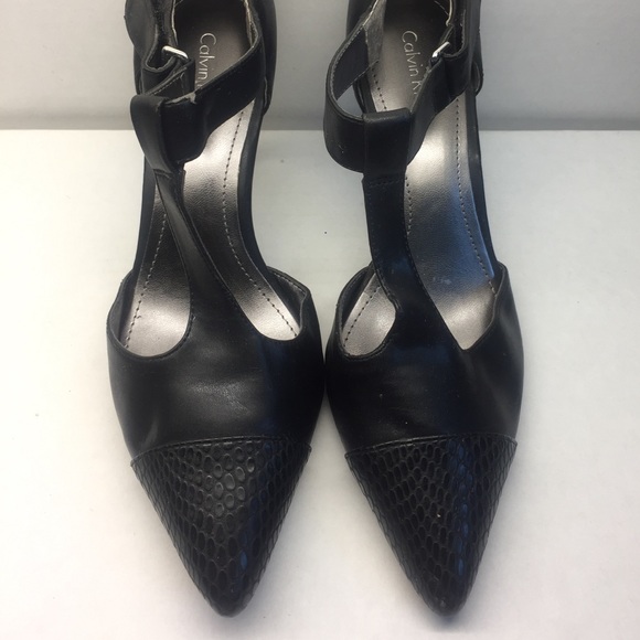 Calvin Klein Shoes - Picture 3 of 5